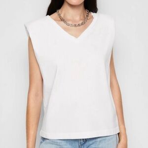 Citizens of humanity white v neck shoulder pad staple basic shirt